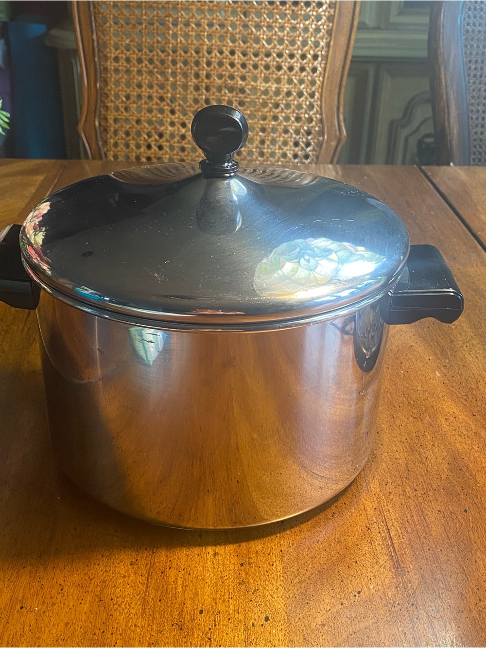 Farberware 4 Qt Stainless Steel Stockpot with Black Handles
